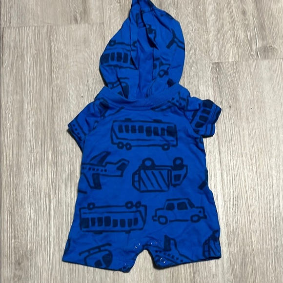 Carters Newborn Blue Hooded Baby Romper with Vehicle Print - Picture 1 of 1